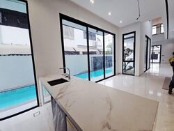 Parry Avenue (D19), Semi-Detached #558568611